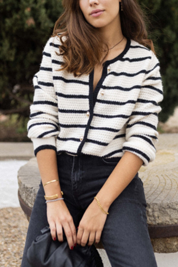 | randig Round Neckline Jacka