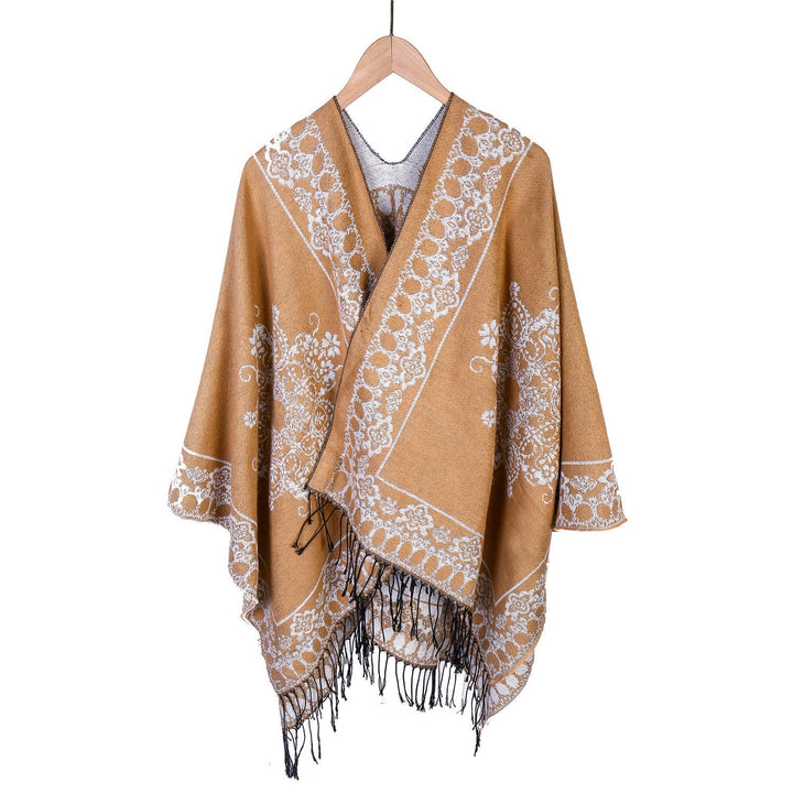 Dam Jacquard poncho i kimono skärning med fransfåll