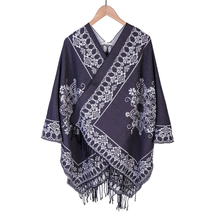 Dam Jacquard poncho i kimono skärning med fransfåll