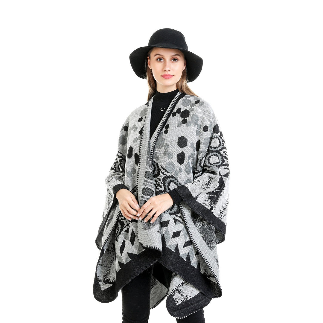 Dam Mönstrad jacquard ruana overlay med V-neck och overlock seam