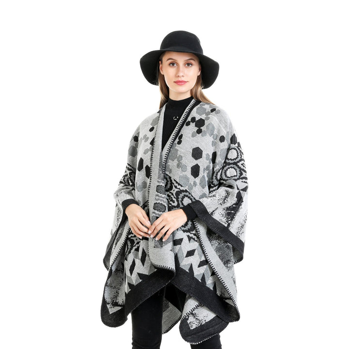 Dam Mönstrad jacquard ruana overlay med V-neck och overlock seam