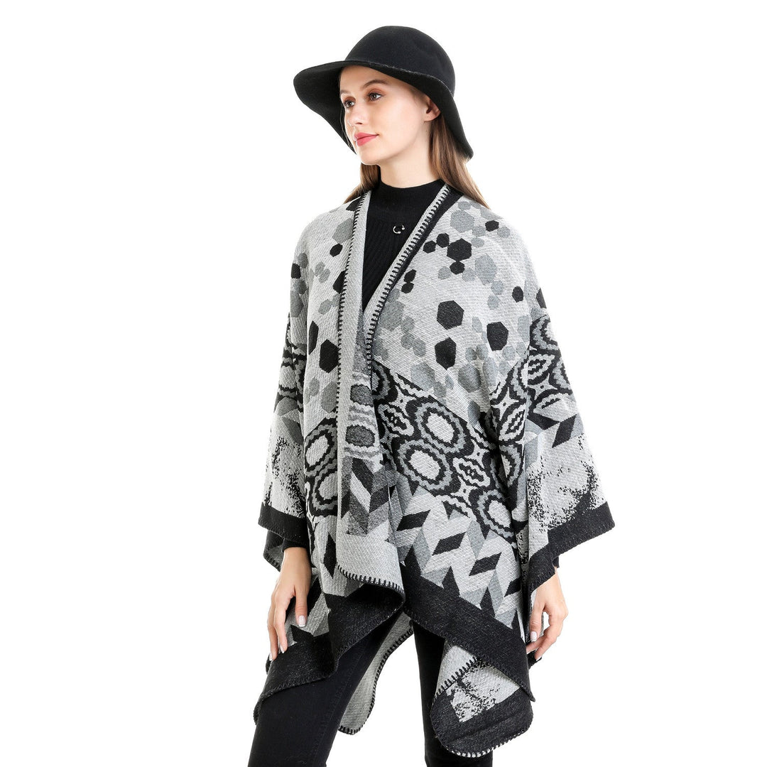 Dam Mönstrad jacquard ruana overlay med V-neck och overlock seam