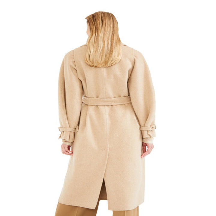 Dam ull kappa med Cape Shoulder och midjebälte