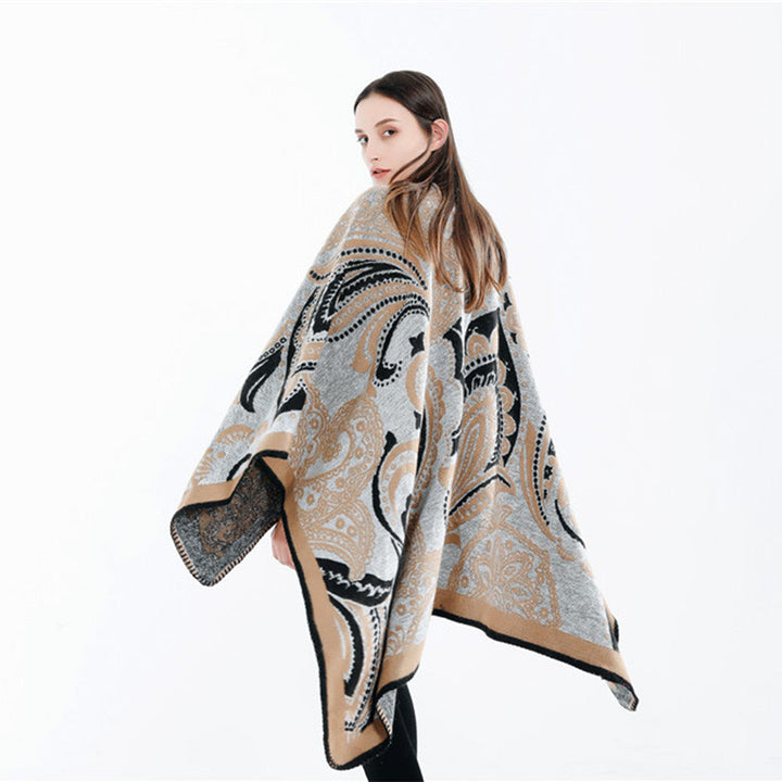 Dam Oversize Ruana Wrap med Paisley Jacquard och Decorative Stitch Edge