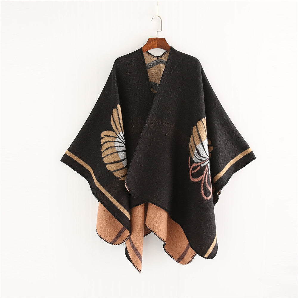 Dam Jacquard Ruana med floral intarsia mönster och two-tone reversible edge