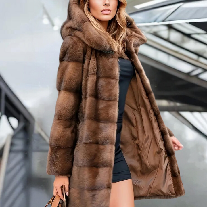 | Trendy Damjacka med modeable Huva
