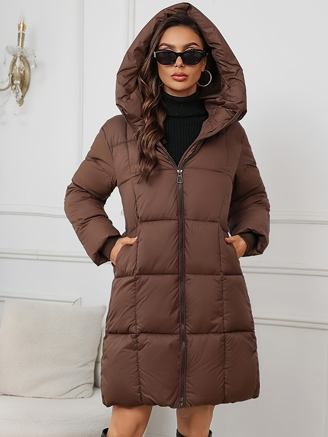 | Dam Mid-Length vadderad pufferjacka med huva och Fickor
