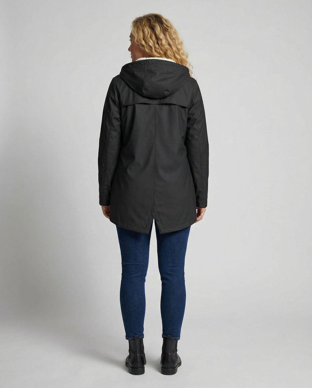 Fleece Jacka Dam
