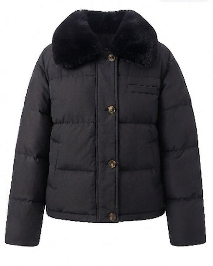 Dam Kort Boxig Quiltad Jacka med Avtagbar Faux Fur Kant, Hög Krage, och Dold Tryckknapp Knapp och Dragkedja