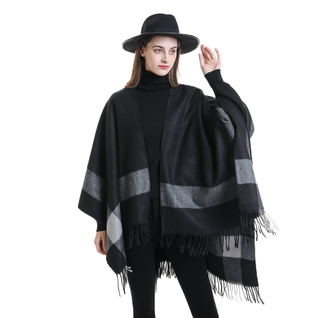 Dam ullblandning axel poncho med fringed fåll och kontrasterande block stripes