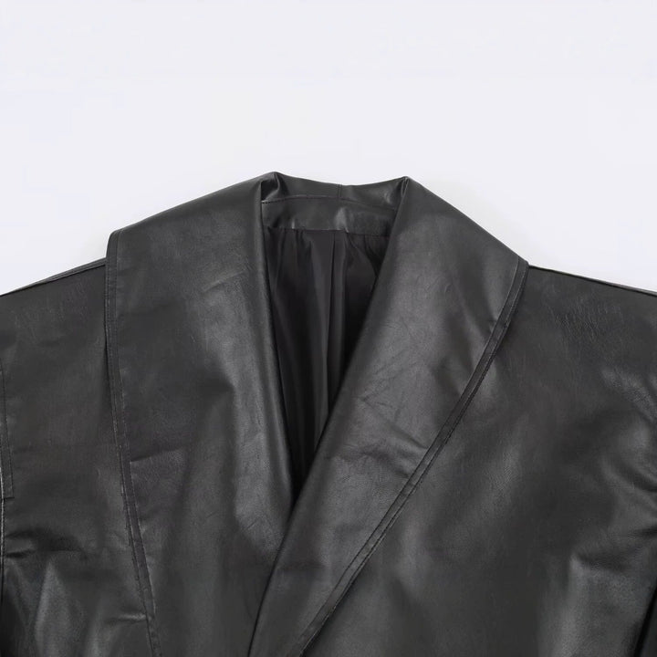 Dam Kort Oversized Konstläder Jacka med Bred Sjalrakrage och Bälte