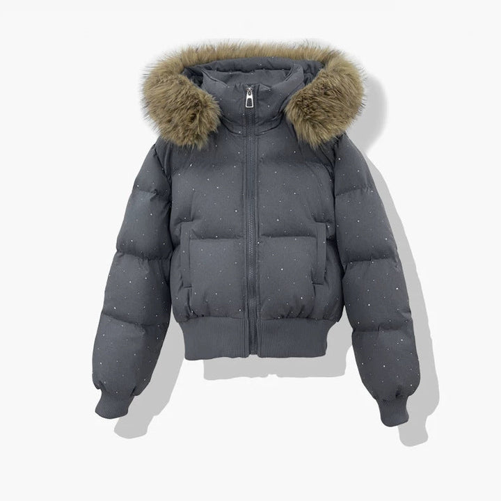 Dam kort quiltad puffer blouse med fine rhinestone embellishment, detachable huva med fuskpäls och elastisk fåll