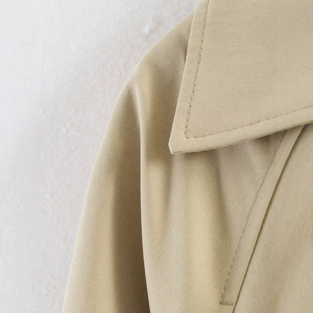 Dam Kort Trenchcoat i Boxig Skärning med Drawstring Waist och Oversize Muddar