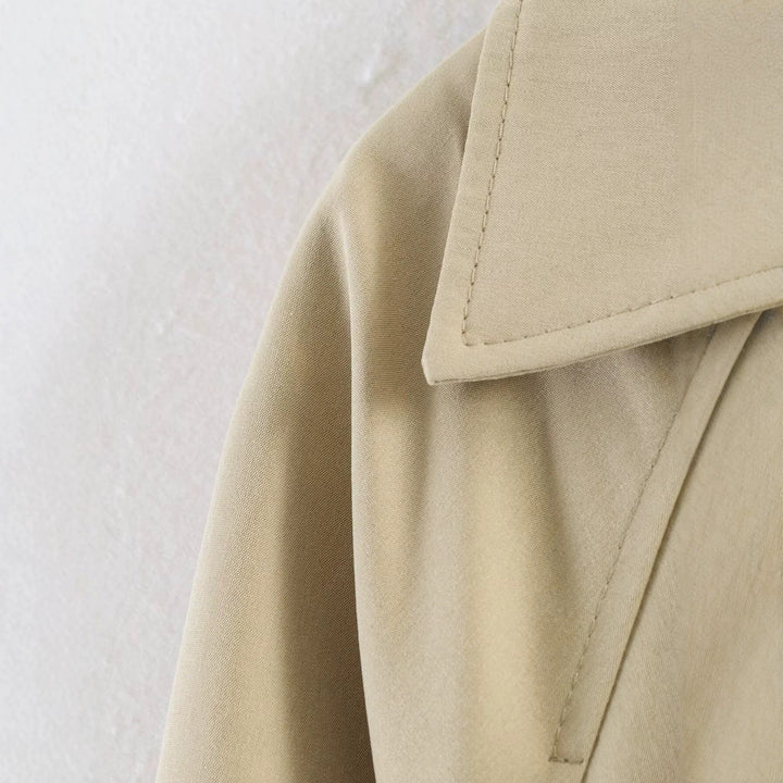 Dam Kort Trenchcoat i Boxig Skärning med Drawstring Waist och Oversize Muddar