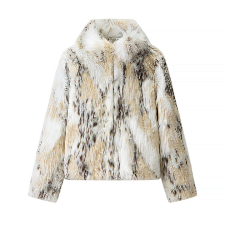Dam kort faux fur jacka in patchwork look med hög ståkrage