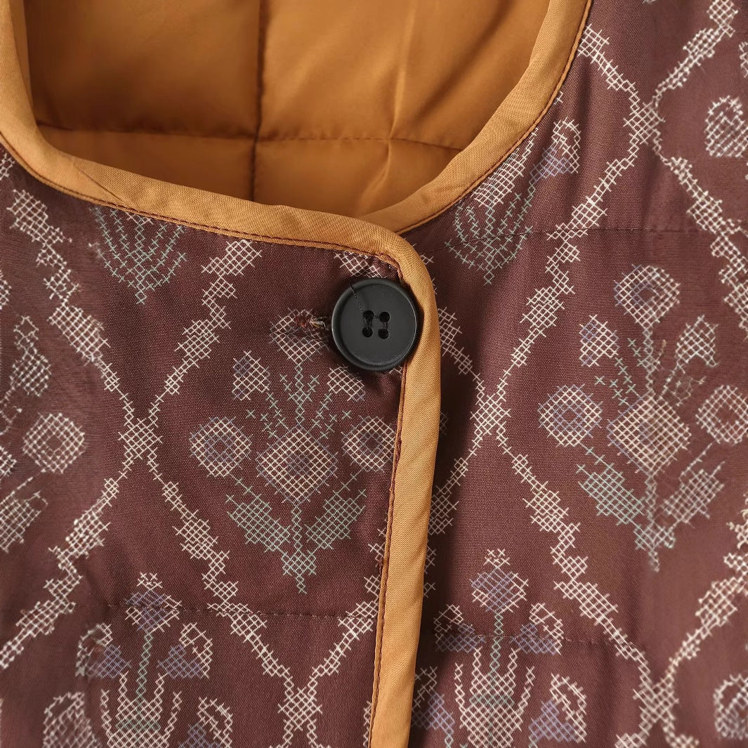 Dam lätt quiltad jacquard quiltad jacka med rund hals, kontrast piping och patch flap fickor