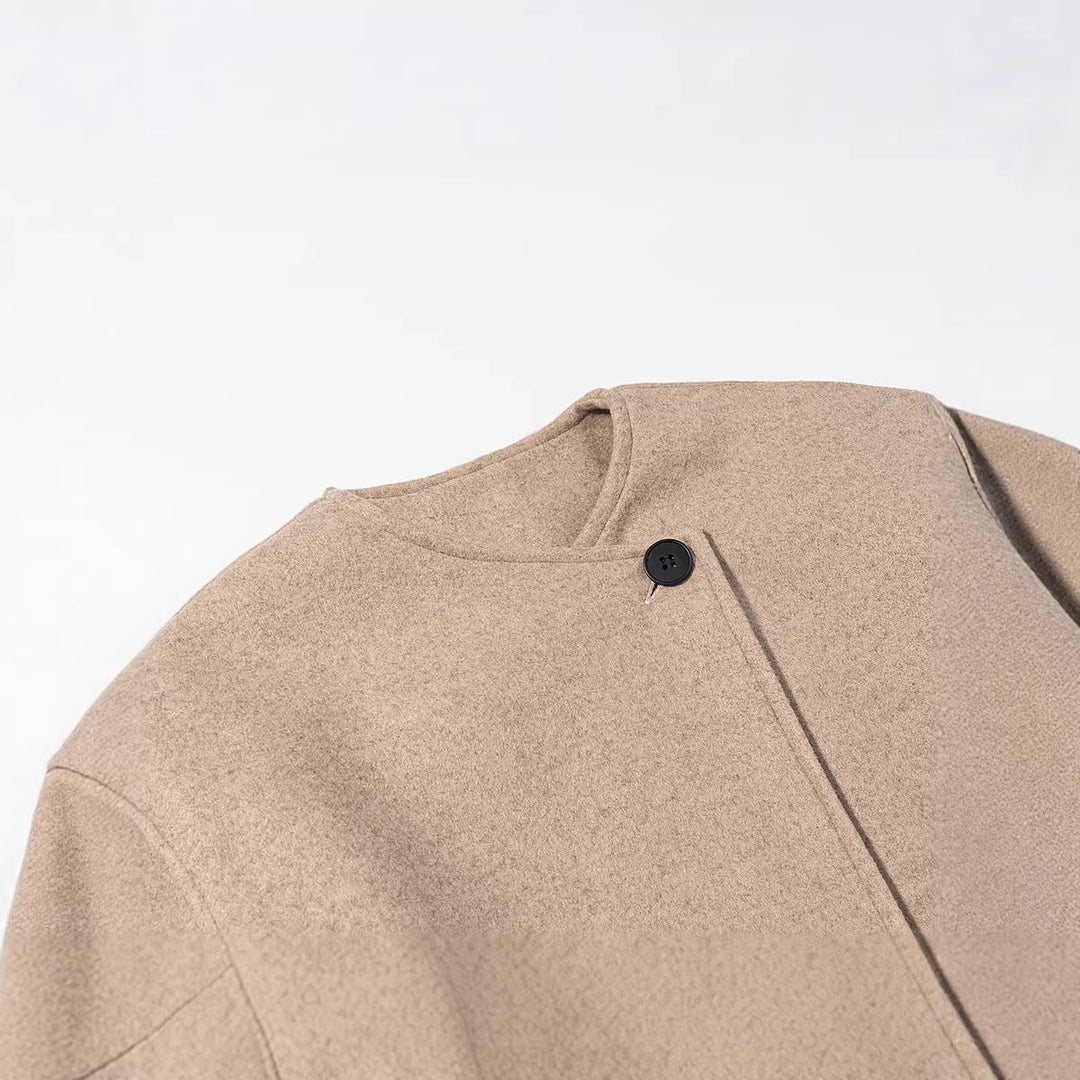 Dam kort skärning ull Mix Boxy jacka med Asymmetrical knappslå