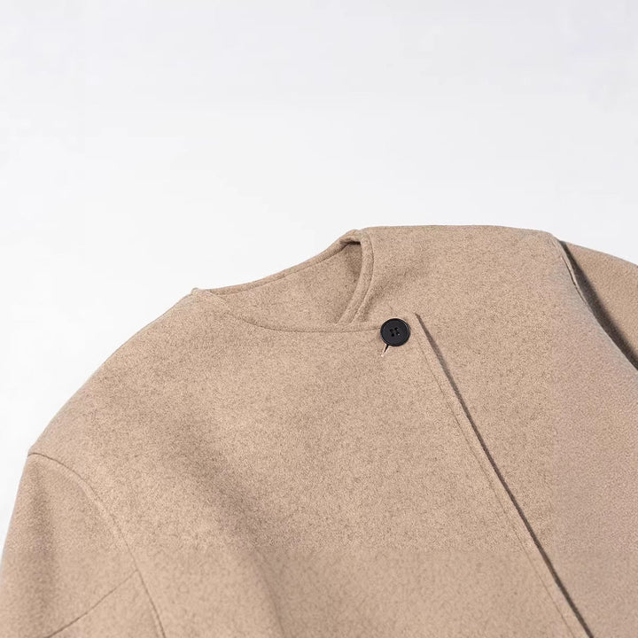 Dam kort skärning ull Mix Boxy jacka med Asymmetrical knappslå