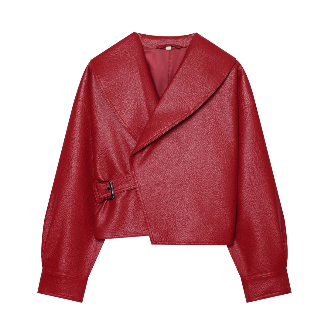 Dam Kort Faux Läder Blouson med Stora Shawl Krage och Waistband