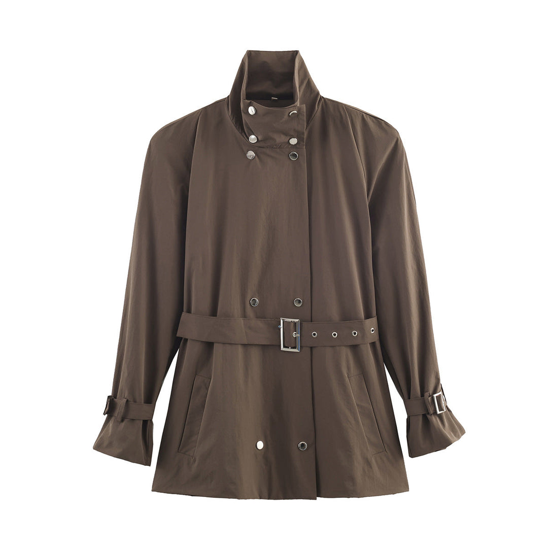 Dam kort trenchcoat med hög standing krage, double snap knappslå och midjebälte
