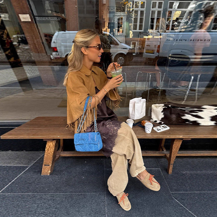Dam mocka-look Fringe Cape med skjortkrage och Eyelet Decoration