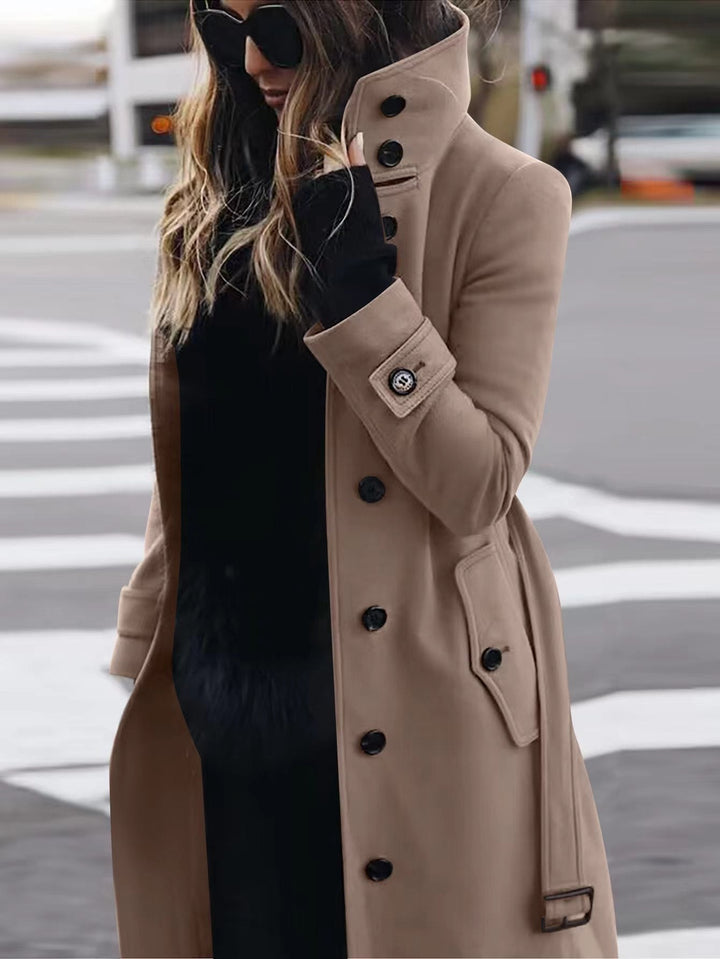 Dam lång skärning trenchcoat med hög ståkrage, knappslå och midjebälte look