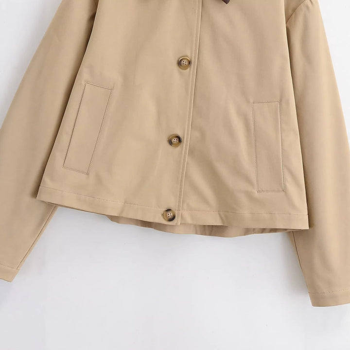 Dam Kort Skärning Blouson Jacka med Contrast Krage och Avslappnad Boxig Silhuett