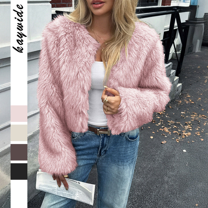 Dam kort faux-pälsjacka med voluminous ärmar, open skärning och mysig innerfoder