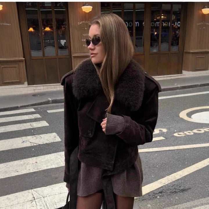 Dam kort Motorcycle jacka in mocka look med Voluminous teddy krage
