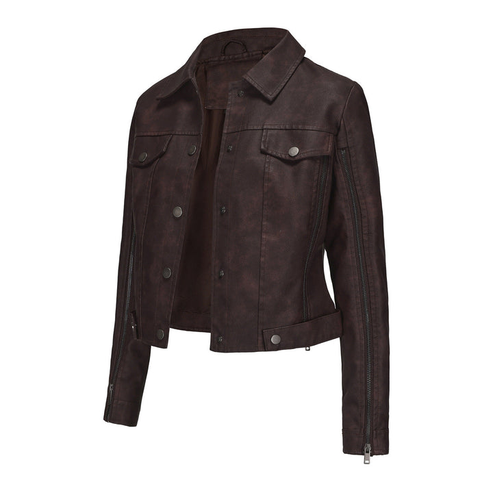Dam kort cropped trucker jacka tillverkad av mockalook med side zippers och patch bröstfickor