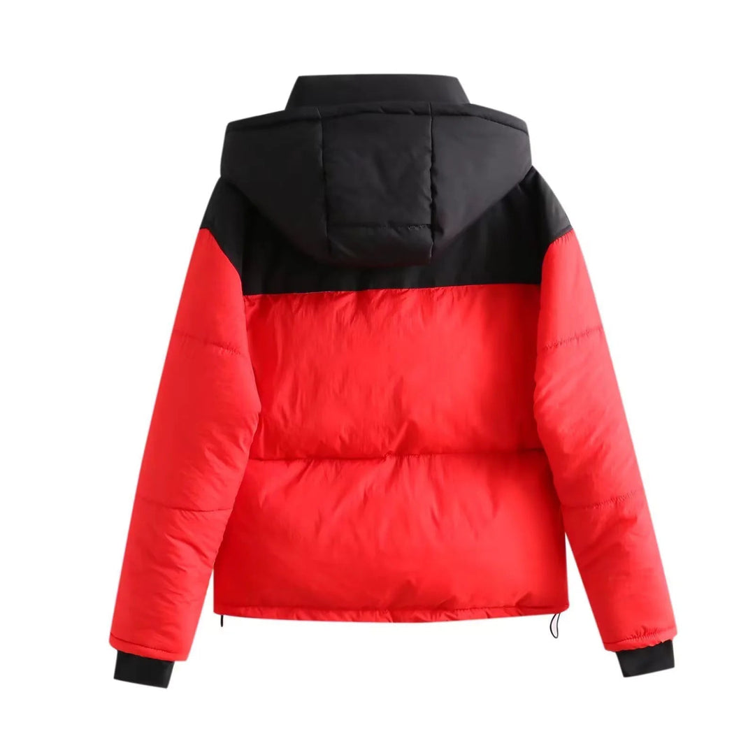 Dam boxy vadderad kort quiltad jacka med huva, high ståkrage och drawstring