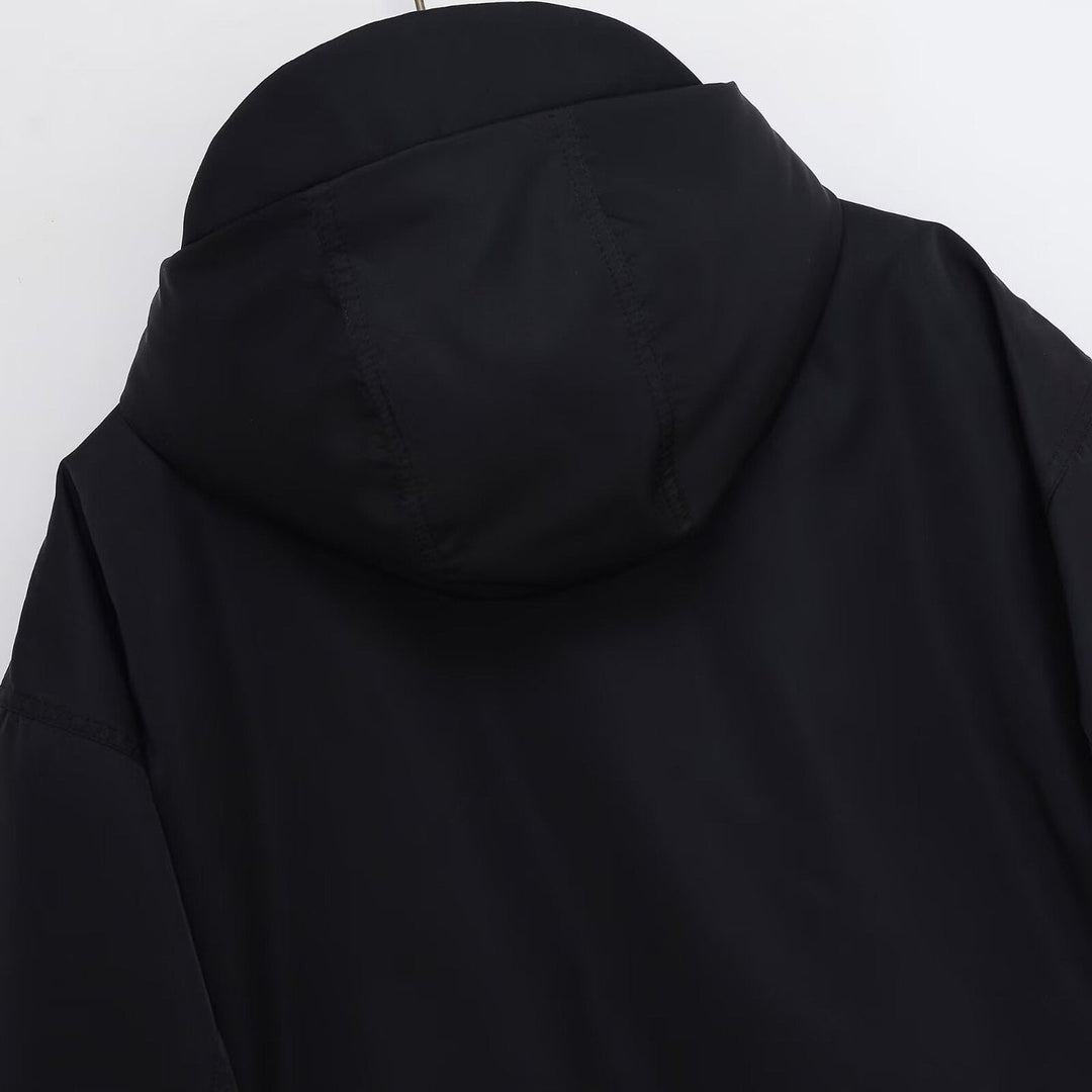 Dam Kort Boxig Funktionell Jacka med Huva, Vadderad Insulation och Diagonal Dragkedja Fickor