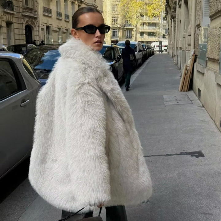 Dam Faux-Fur Kappa med Oversize Shawl Krage och Lång, Waistless Skärning
