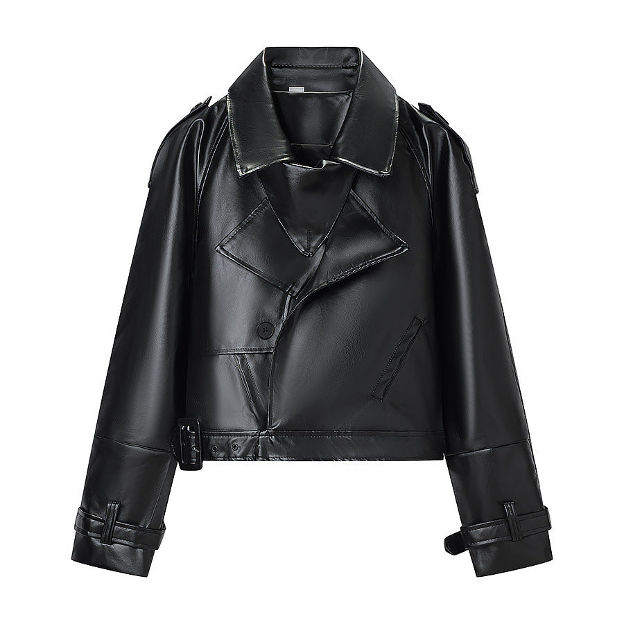 Dam kort skärning bikerjacka in läderlook med asymmetrical lapel och midjebälte