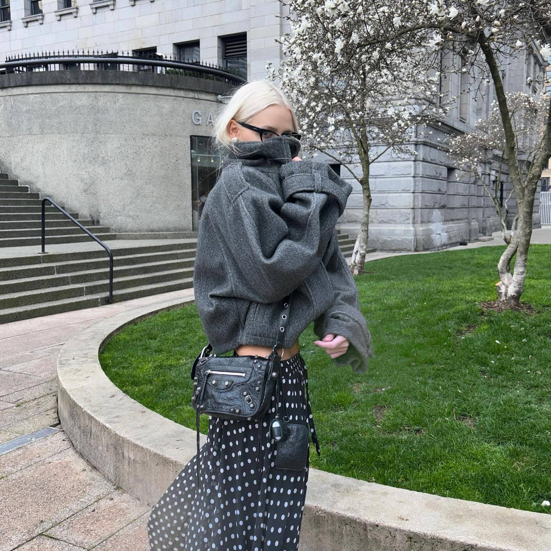 Dam Oversized Ull Jacka med Elegant Skärning och Praktisk Fickor