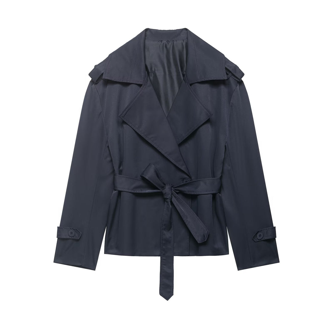 Dam Lightly Tailored Trenchcoat med Belt, Epaulettes och Satin Foder