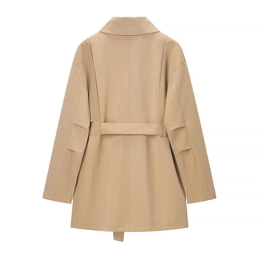 Dam figursydd trench parka med tie bälte, asymmetrical flap och stor påsydda fickor