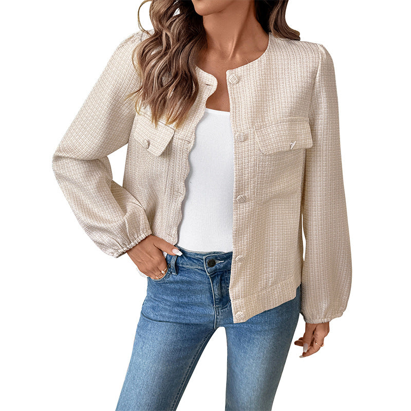 Dam Kort Jacka Gjord av Boucle Structure med Round Neck, Lockfickor &amp; Elastiska Muddar