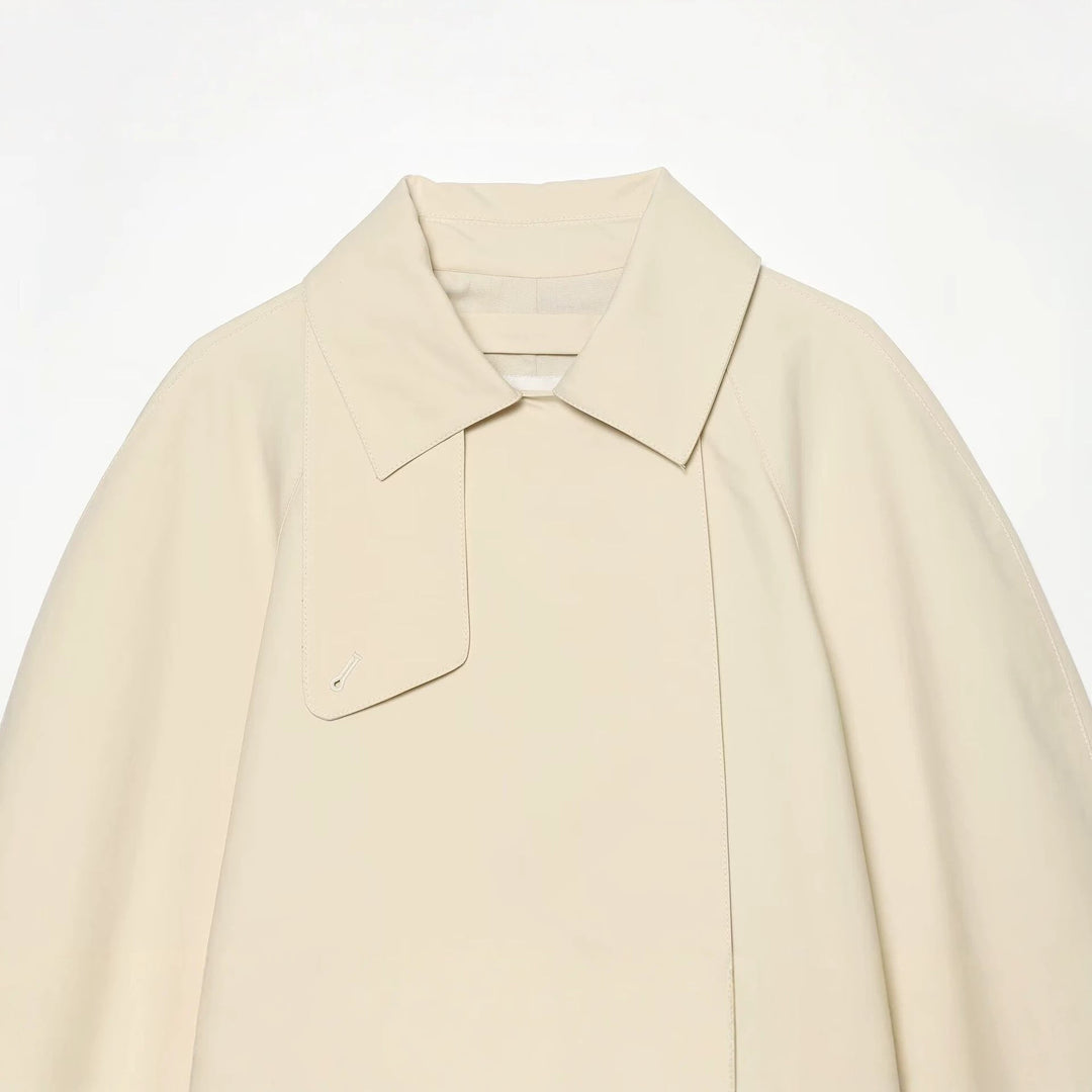 Dam Kort Trenchcoat med Oversize Ärmar och Dold Knapp Knäppning