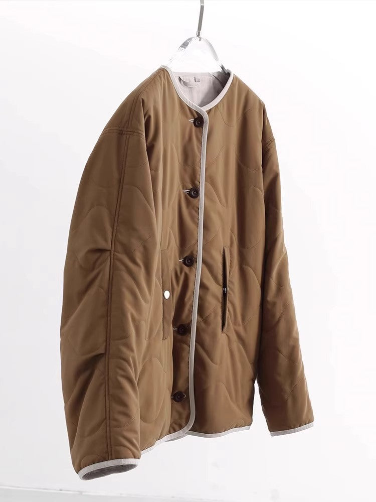 Dam stilren kviltad jacka med Round Neckline