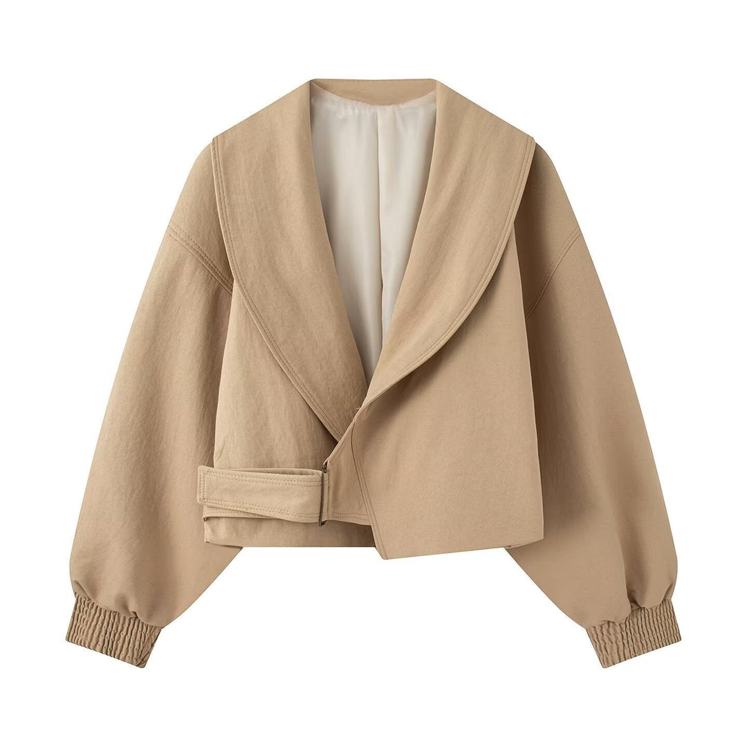 Dam Kort Oversize Jacka med Wide Shawl Krage, Balloon Ärmar, och Waist Strap