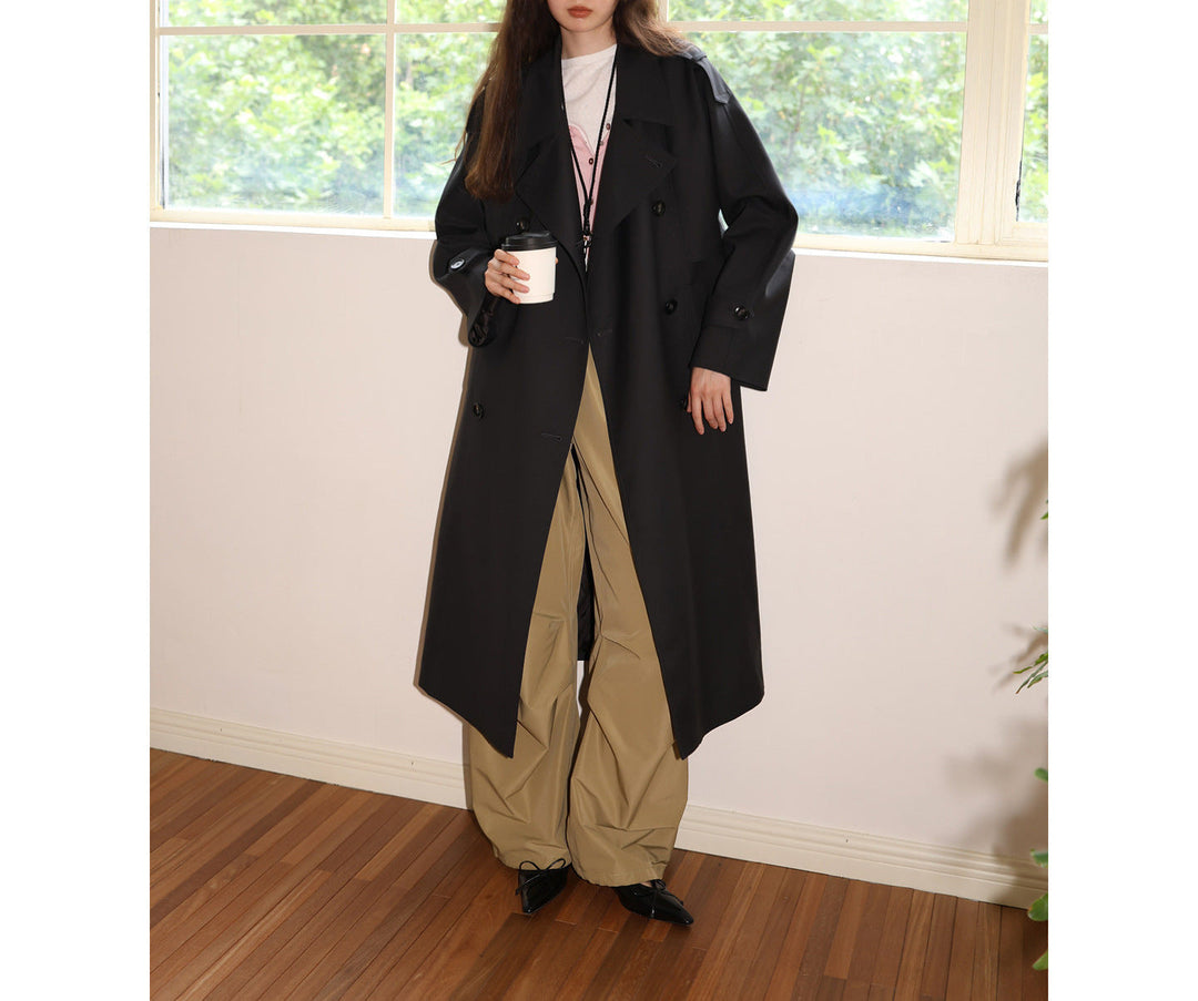 Dam modern trenchcoat med midjebälte och stor fickor