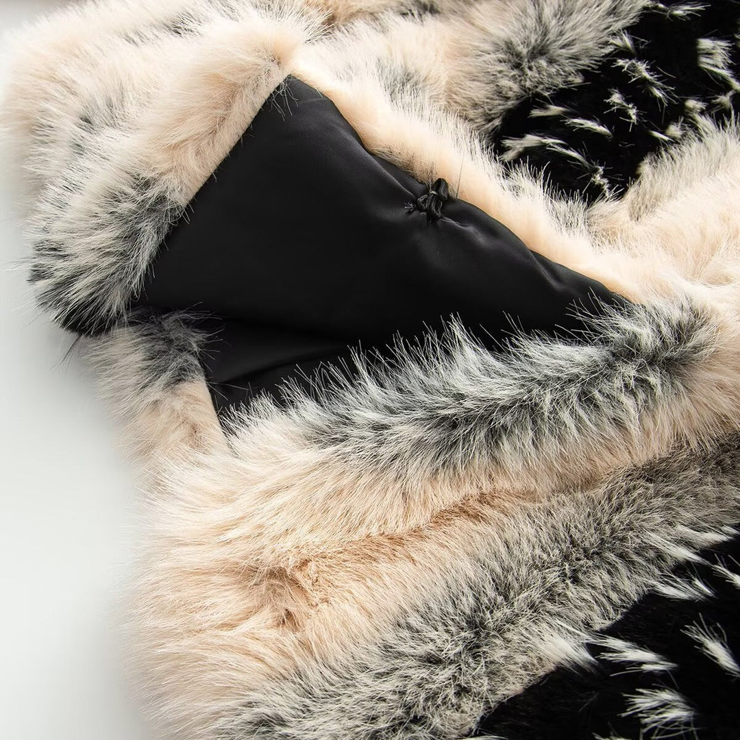 Dam kort skärning Faux Fur jacka med randig Fur Texture
