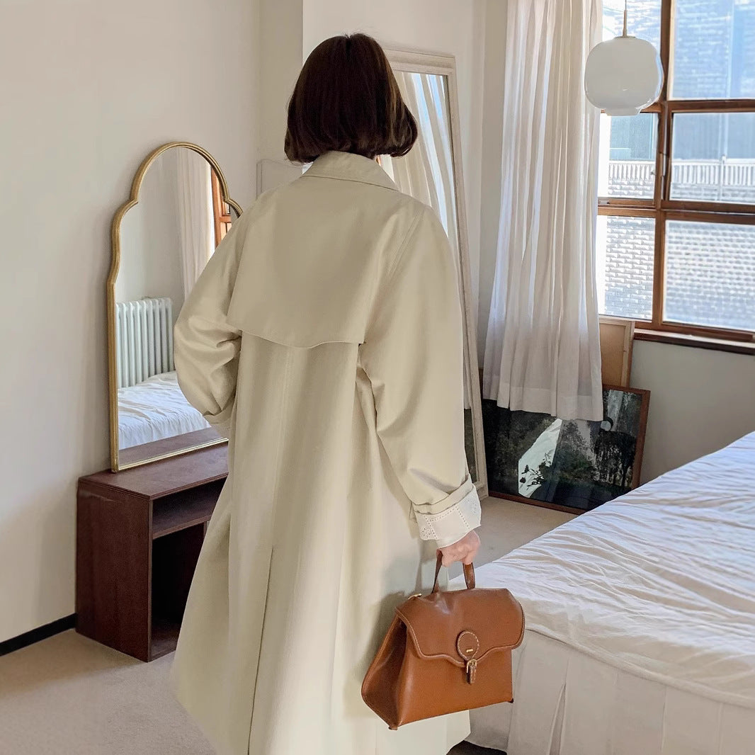 Dam avslappnad oversize trenchcoat