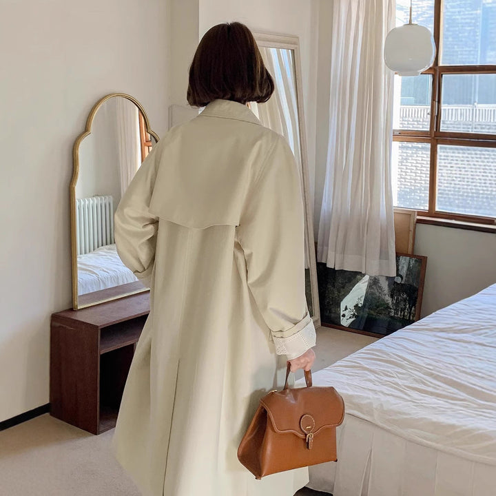 Dam avslappnad oversize trenchcoat