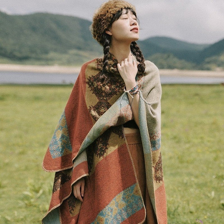 Dam Jacquard poncho Cape med Ethno mönster och ullblandning