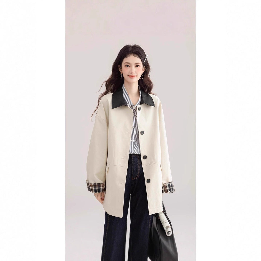 Dam oversize trenchcoat med kontrast krage och rutig foder