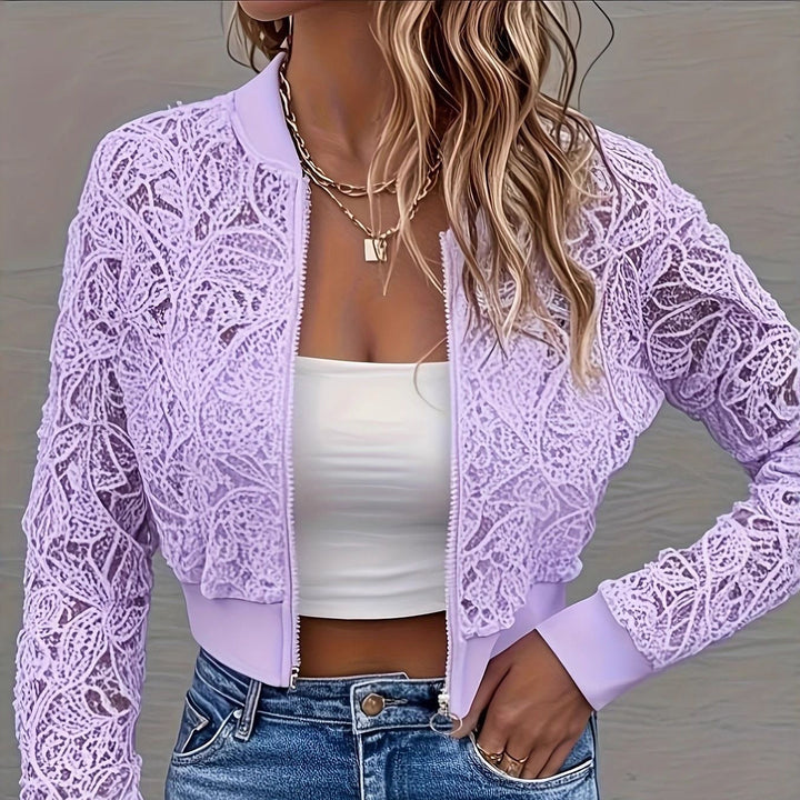 Dam Kort Lace Bomber Jacka med Blommig Crochet Look och Ribbstickade Muddar Drune