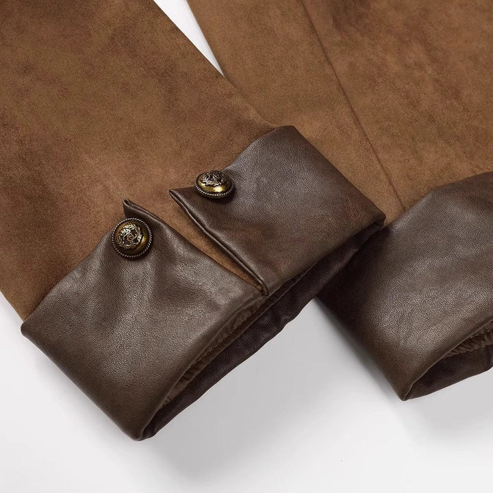 Dam kort jacka gjord mocka läder med round neck, utanpåfickor &amp; turn-up muddar