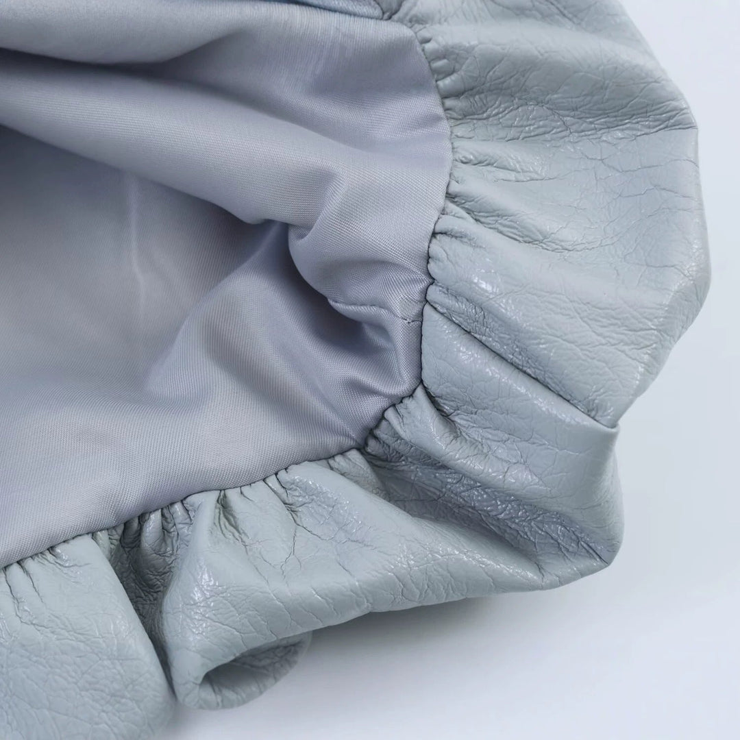 Dam Oversized Konstläder Jacka med Round Neck, Gathered Yoke och Balloon Ärmar